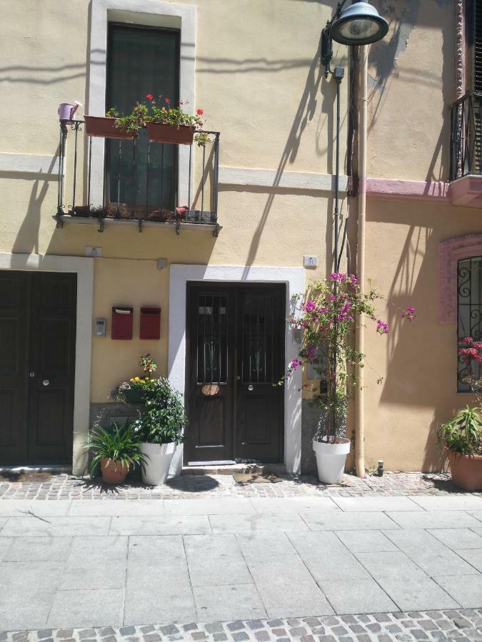 Cozy Loft In The Heart Of Cagliari Villa Екстериор снимка