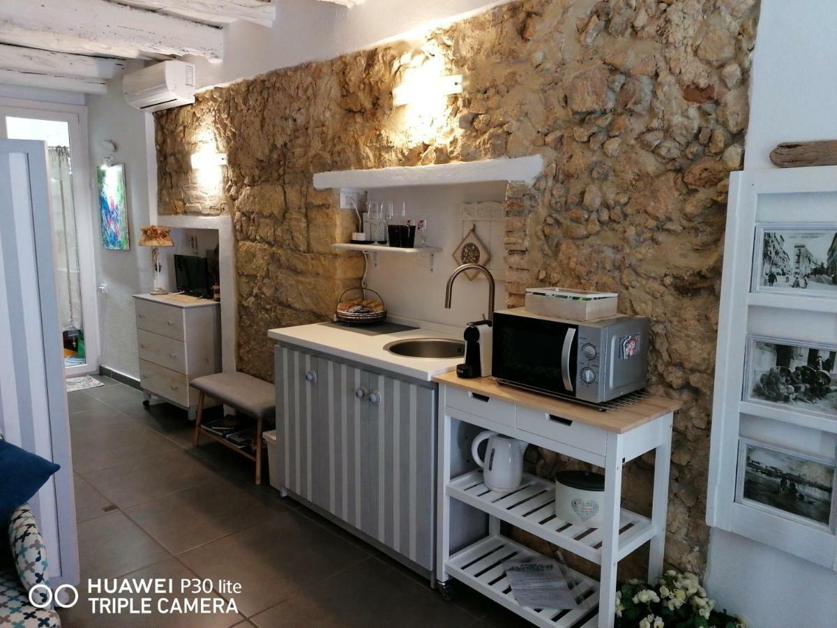 Cozy Loft In The Heart Of Cagliari Villa Екстериор снимка