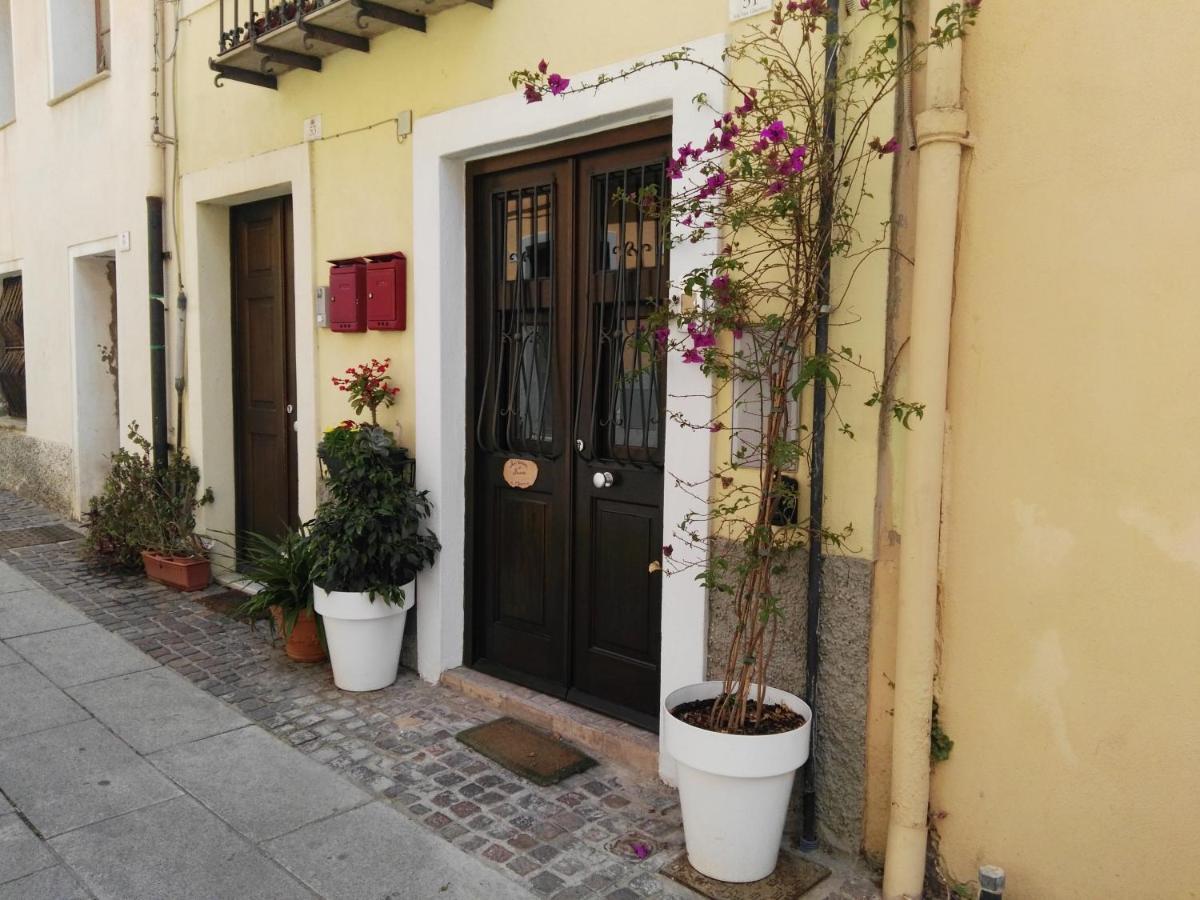 Cozy Loft In The Heart Of Cagliari Villa Екстериор снимка
